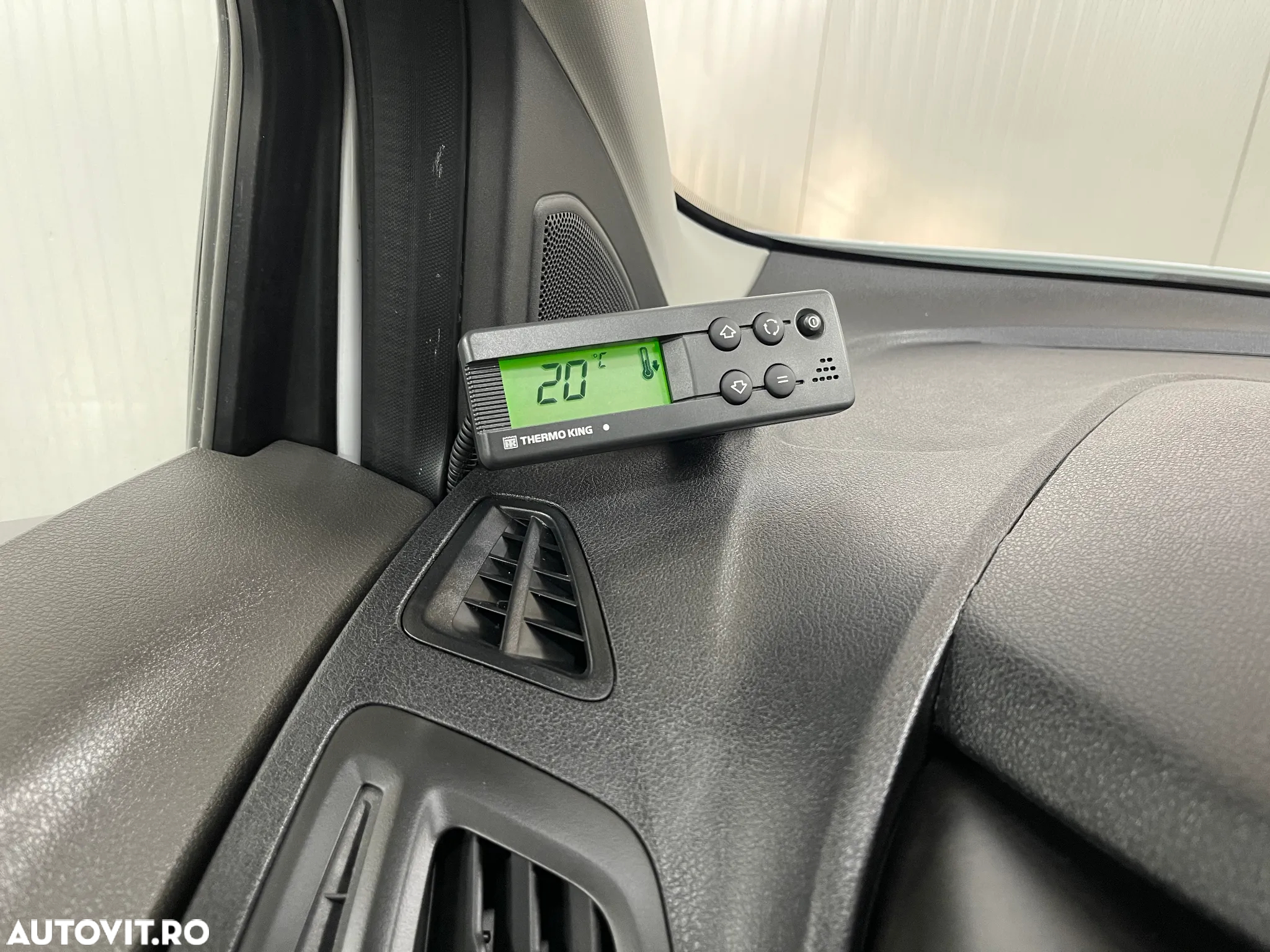Ford Transit Connect - 15