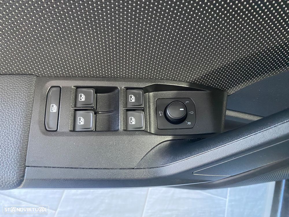 SEAT Arona 1.0 TSI Xcellence - 13