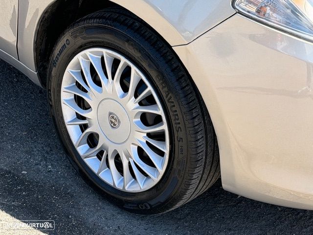 Lancia Ypsilon 1.2 8v Platinum - 11