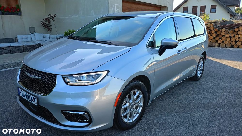 Chrysler Pacifica - 37