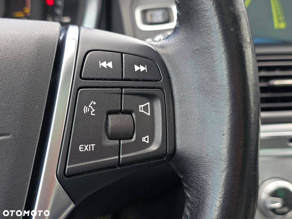 Volvo XC 60 - 26