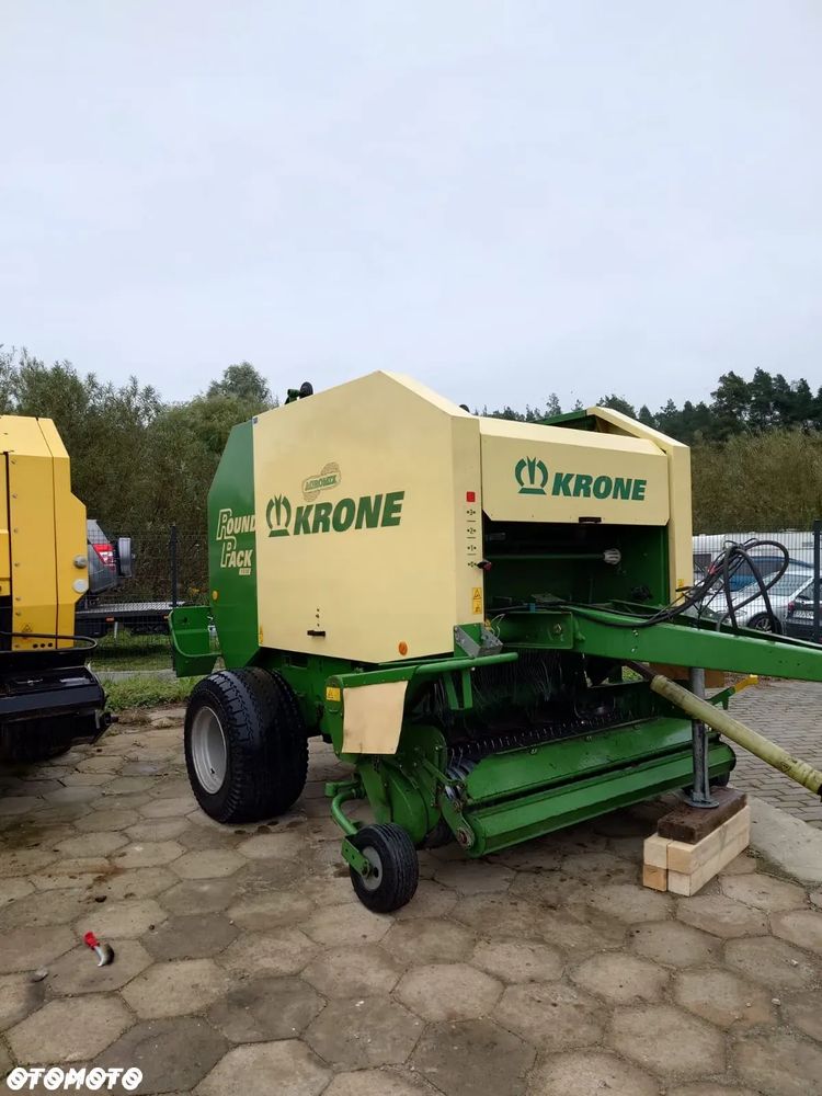 Krone Round Pack 1550 - 1