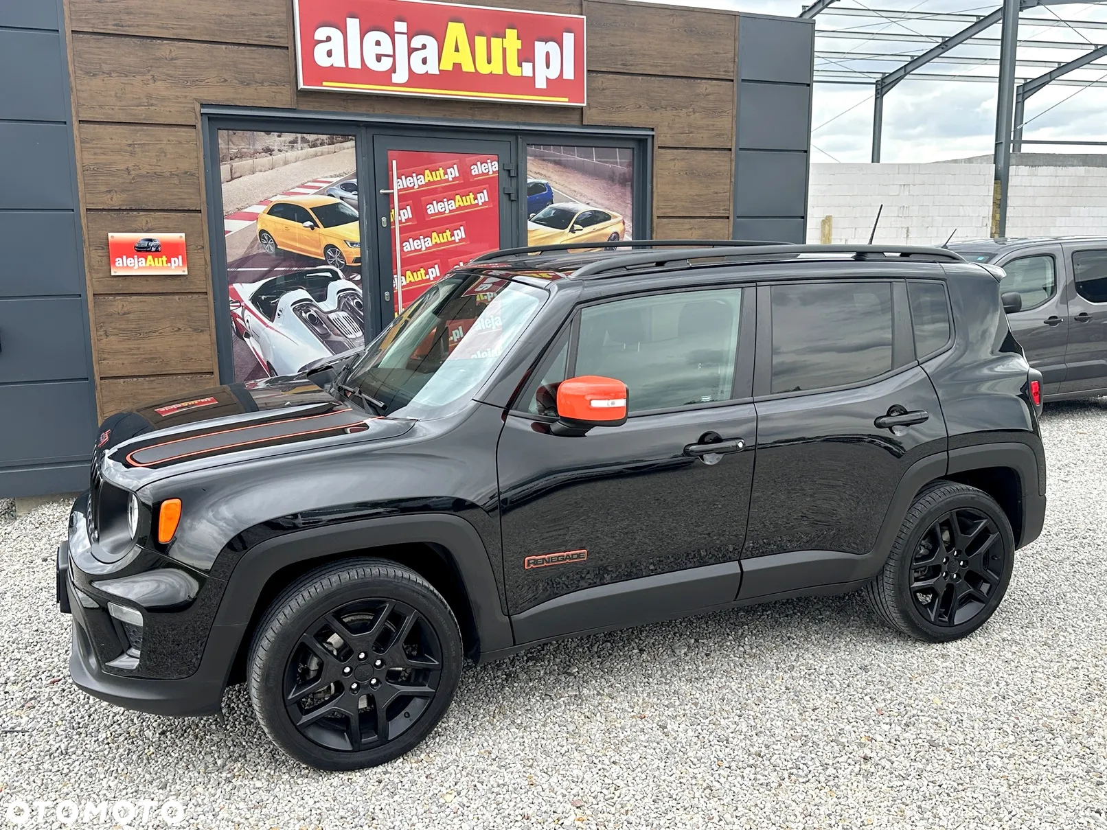 Jeep Renegade - 10