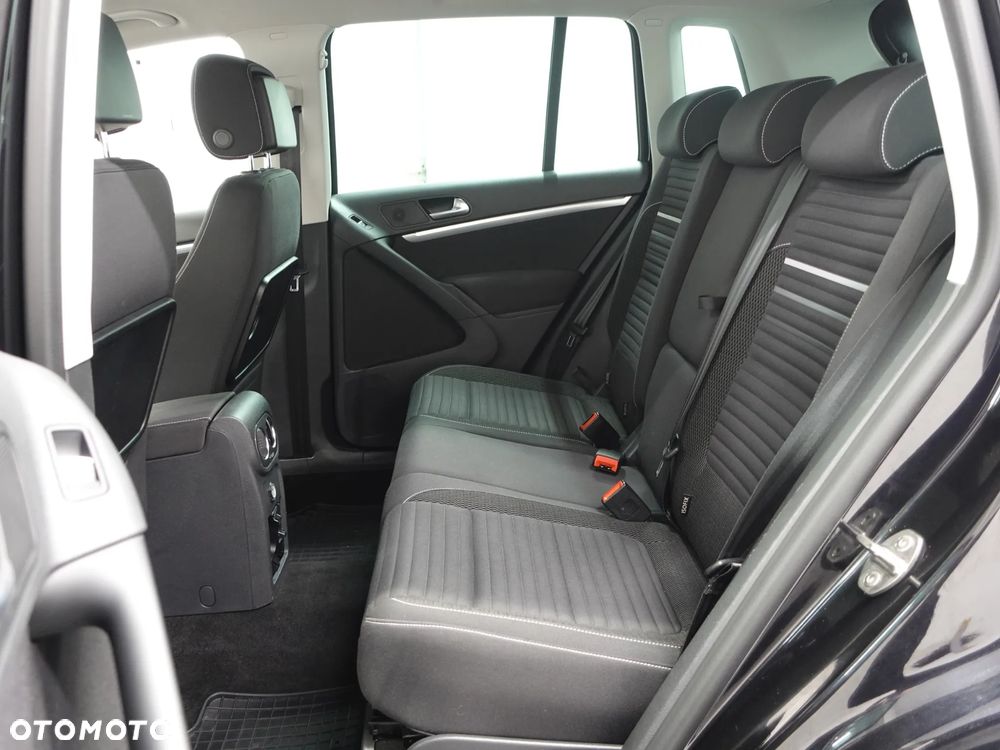 Volkswagen Tiguan 2.0 TDI DPF BlueMotion Technology Cup Sport & Style - 21