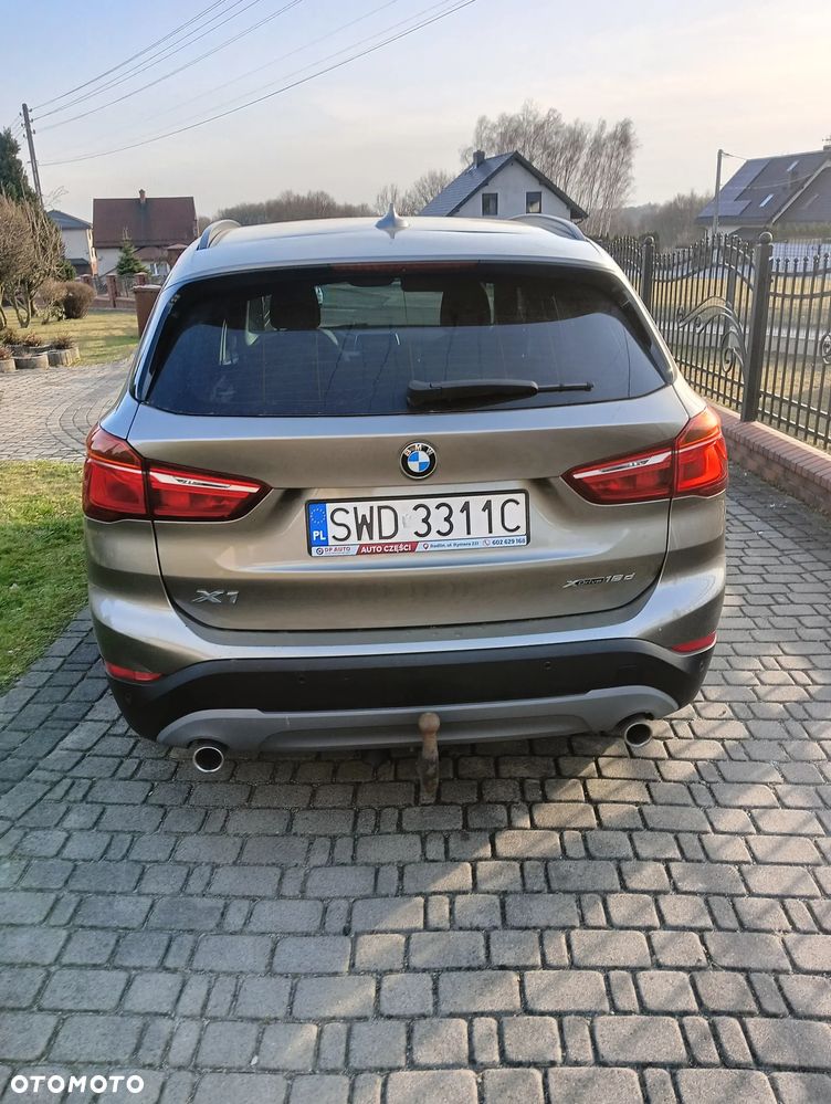 BMW X1 xDrive18d - 2