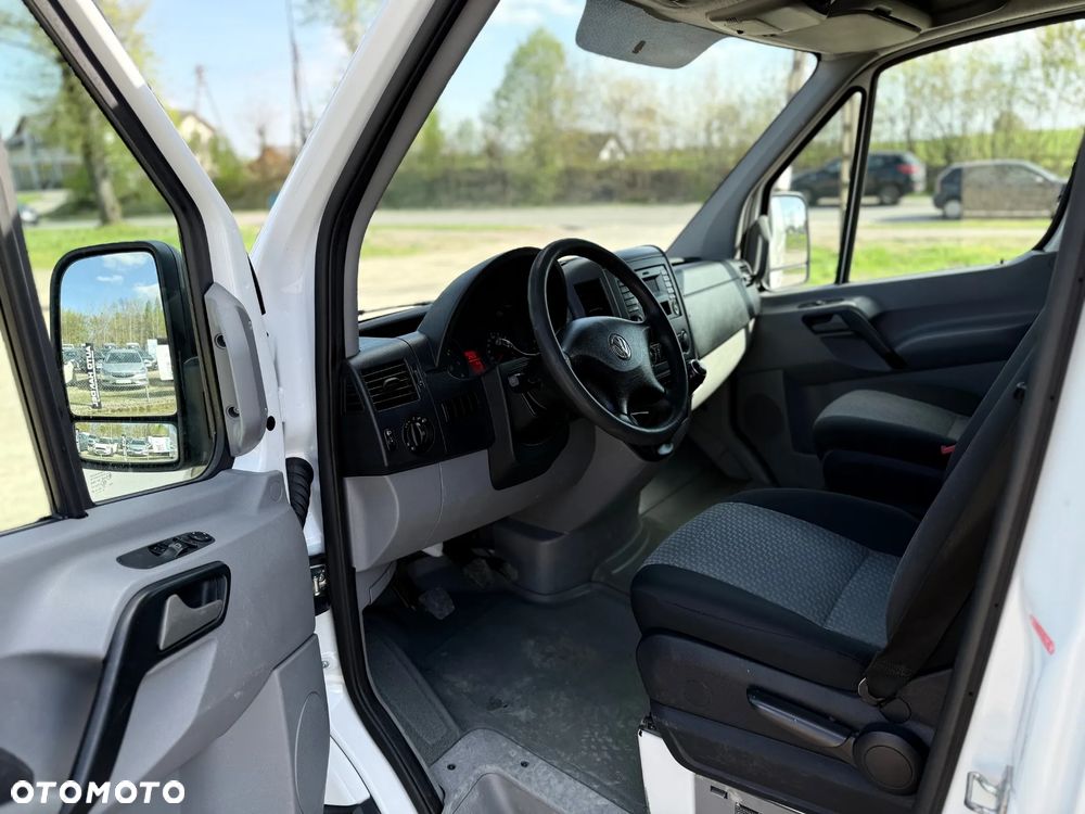 Volkswagen Crafter - 13