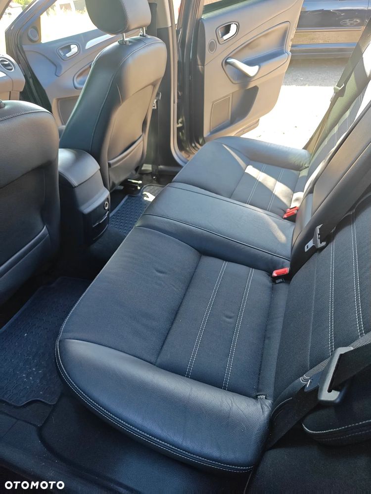 Ford Mondeo 2.0 FF Titanium - 15
