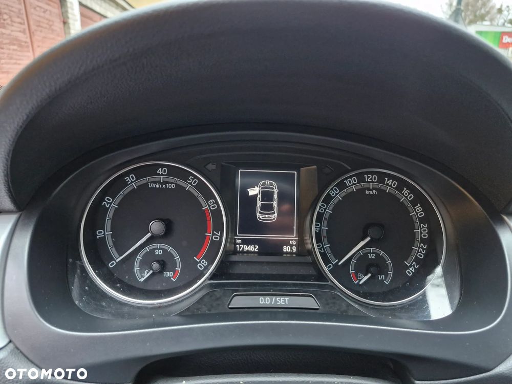 Skoda RAPID 1.0 TSI Ambition - 7