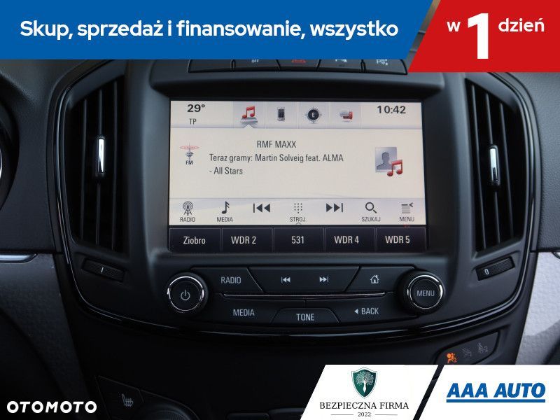 Opel Insignia - 17