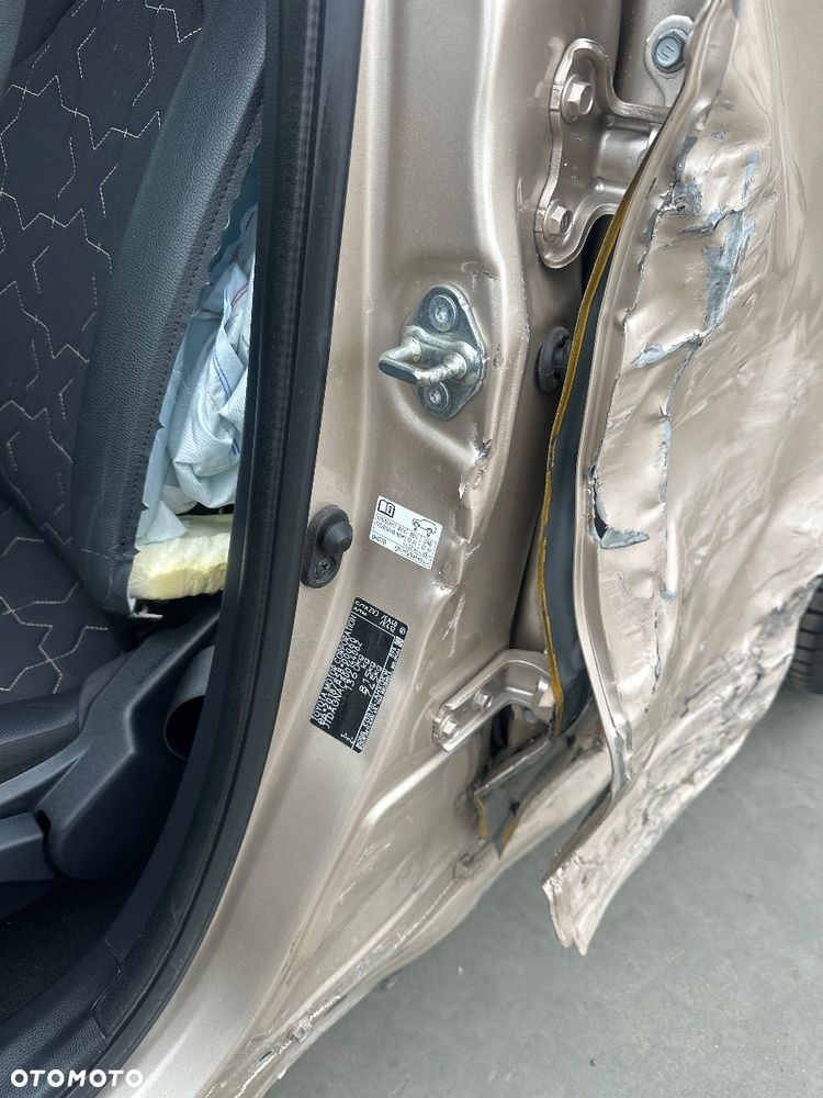 Toyota Aygo X 1.0 VVT-i Selection CVT - 12