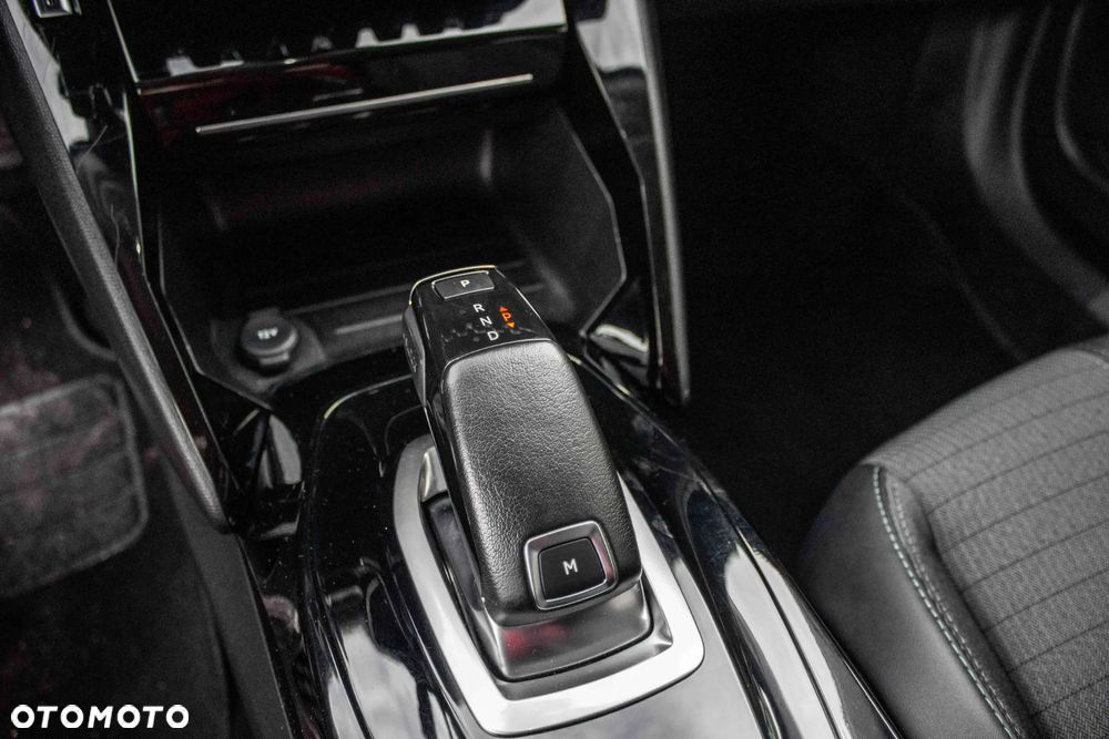 Peugeot 2008 1.2 PureTech GT S&S EAT8 - 21