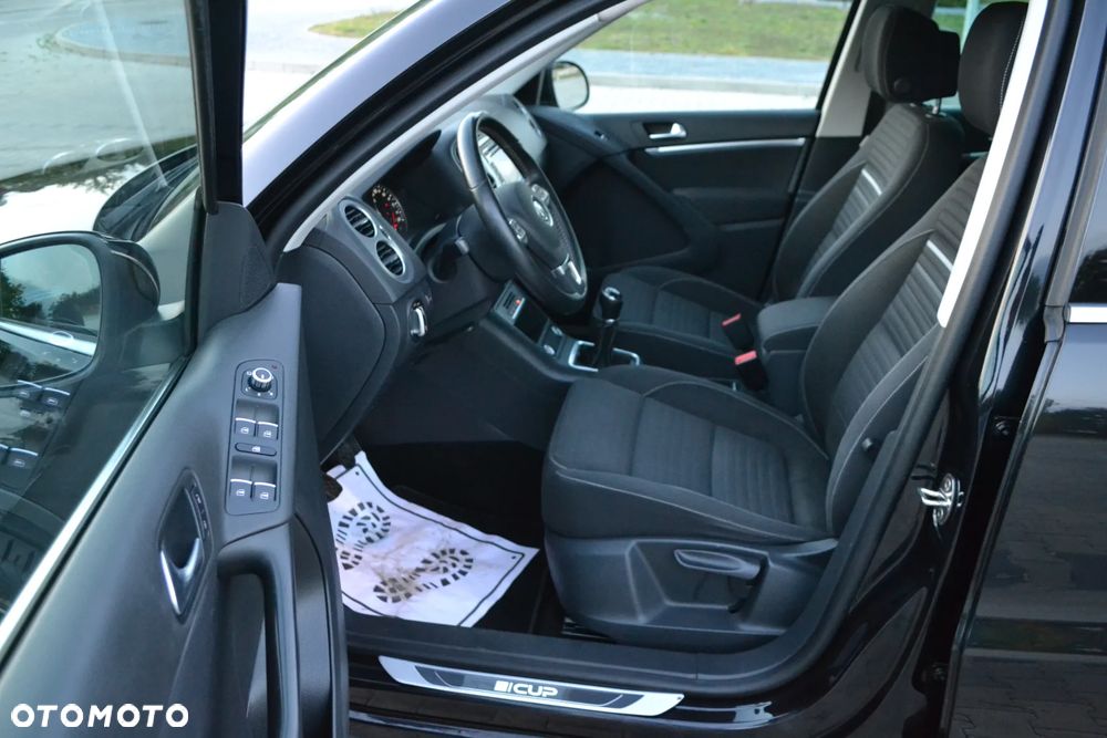 Volkswagen Tiguan 2.0 TDI DPF 4Motion BlueMotion Technology Cup Sport & Style - 18