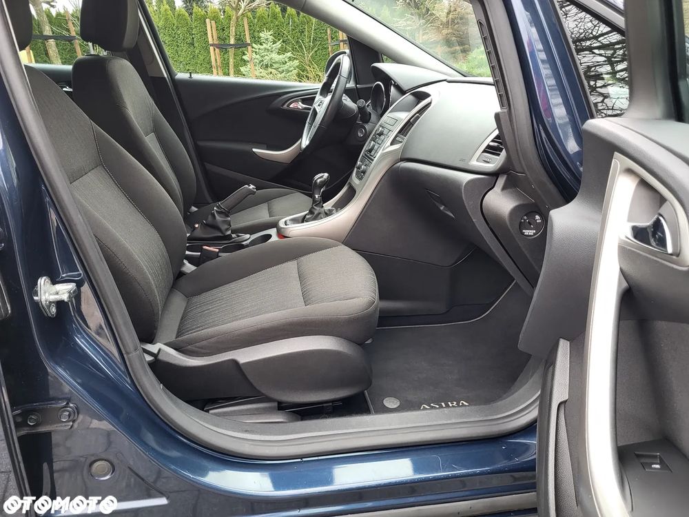 Opel Astra - 8