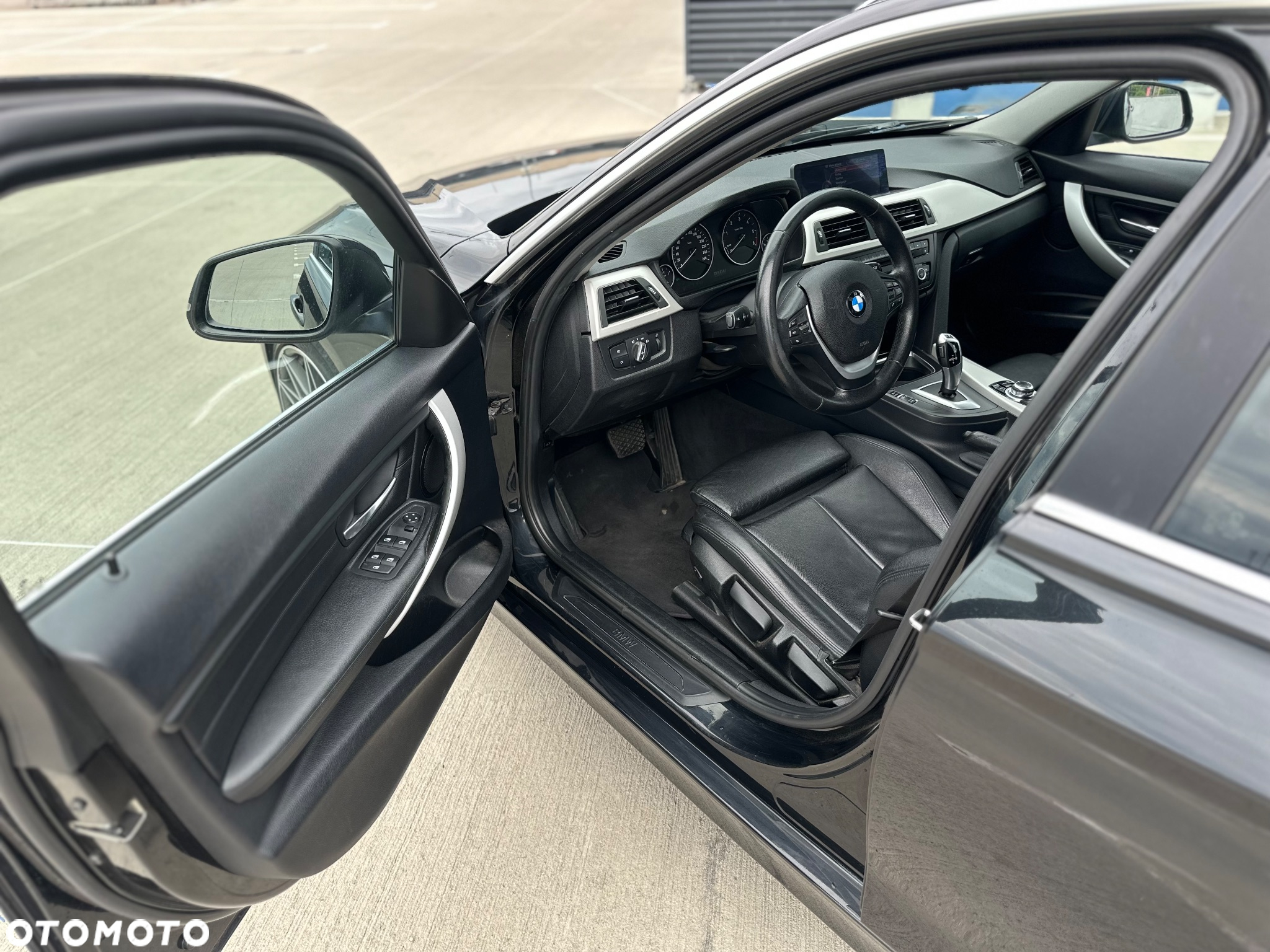 BMW Seria 3 320d Efficient Dynamics Luxury Line - 14