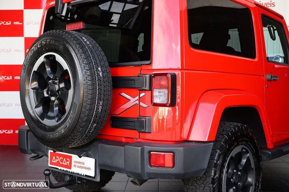 Jeep Wrangler 2.8 CRD Auto Sport - 19