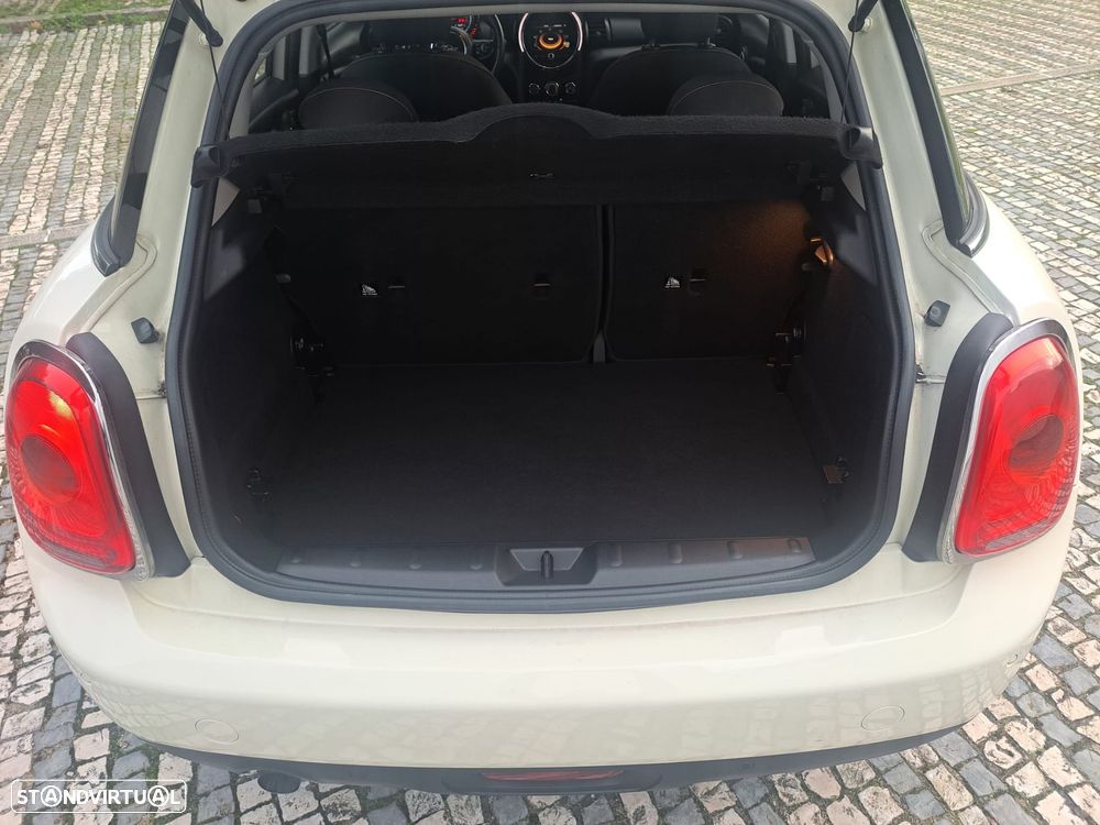 MINI 5 Portas One D - 18