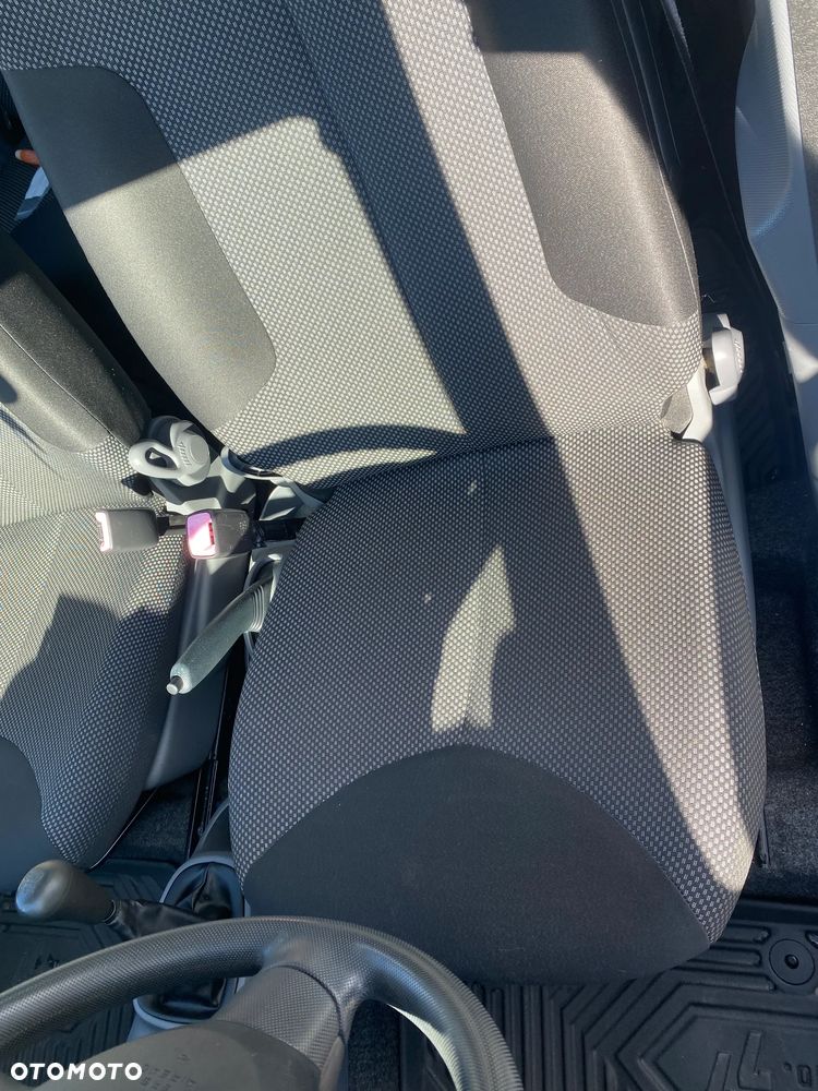 Toyota Aygo - 14