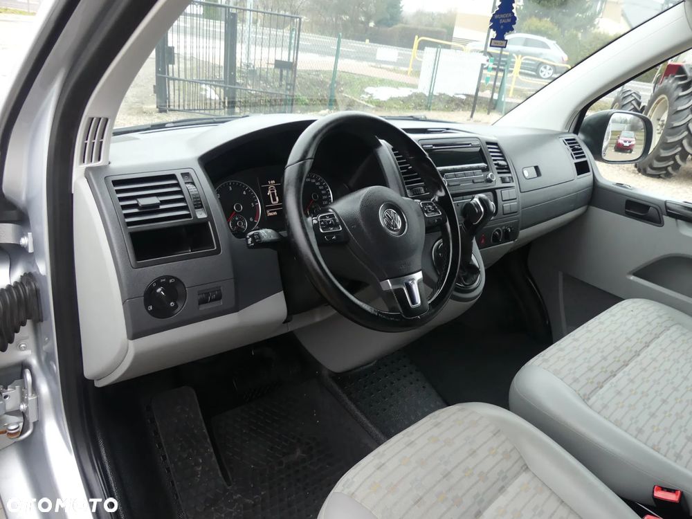 Volkswagen Transporter - 15