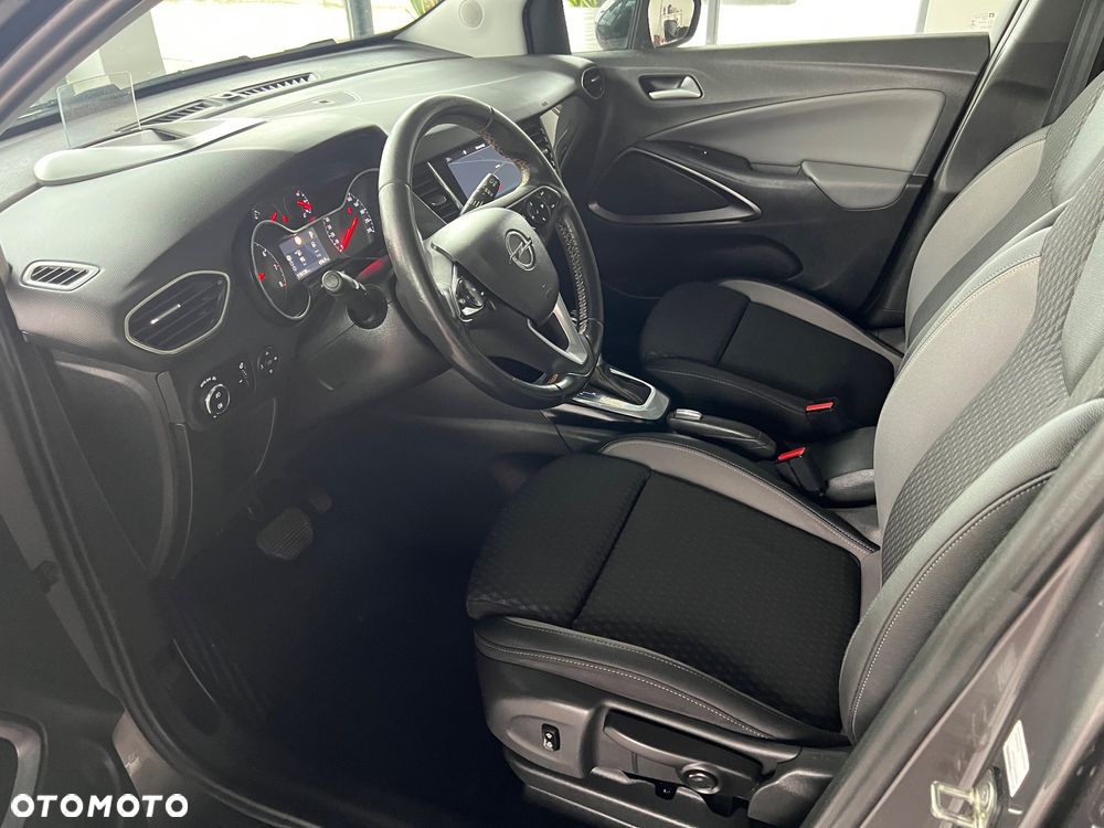 Opel Crossland X - 11
