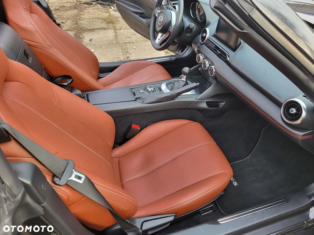 Mazda MX-5 RF SKYACTIV-G 2.0 Exclusive-Line - 10