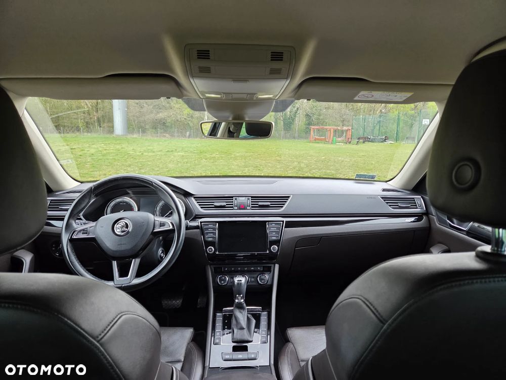 Skoda Superb 1.8 TSI L&K DSG - 12