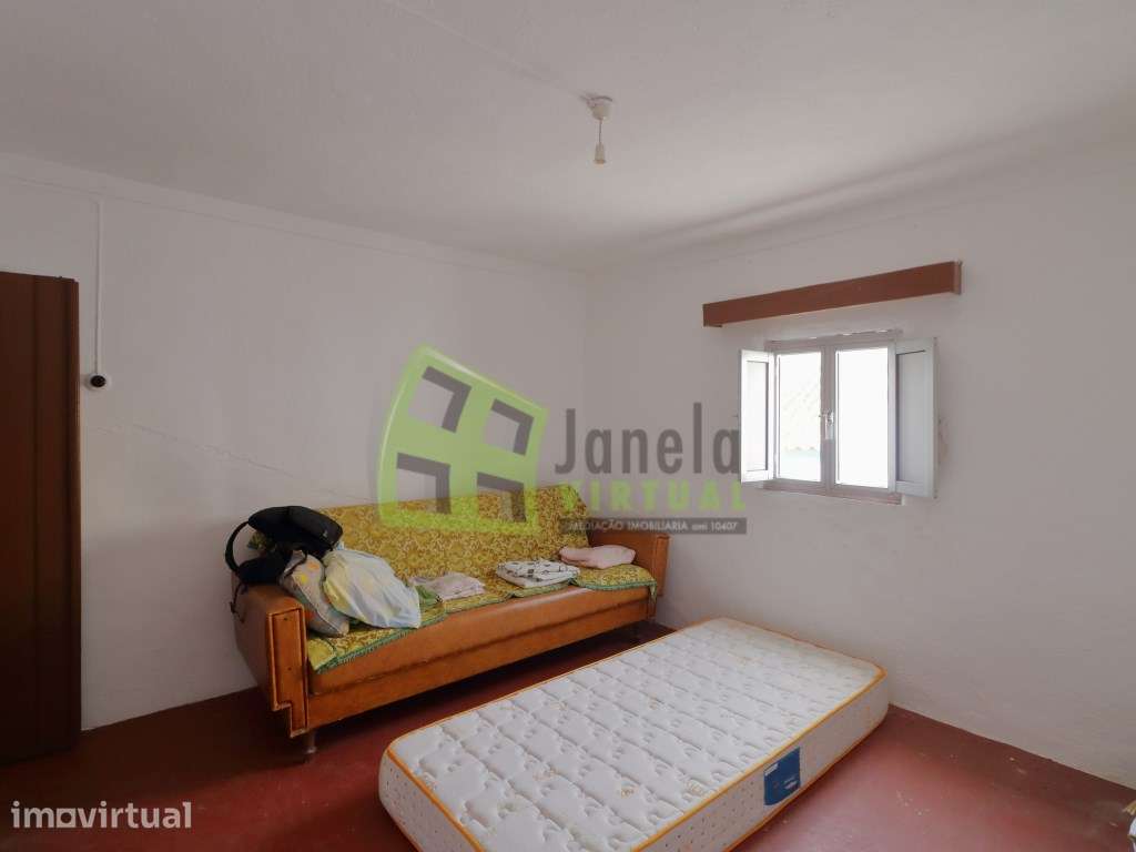 Moradia T4+2 com Terreno e Segunda Habitação | Montes Juntos - Grande imagem: 4/46
