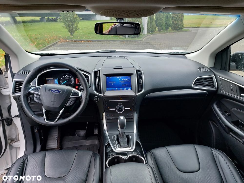 Ford Edge - 24