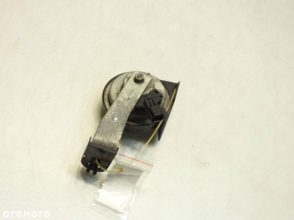 SYGNAŁ KLAKSON VOLVO V60 30796897 - 5