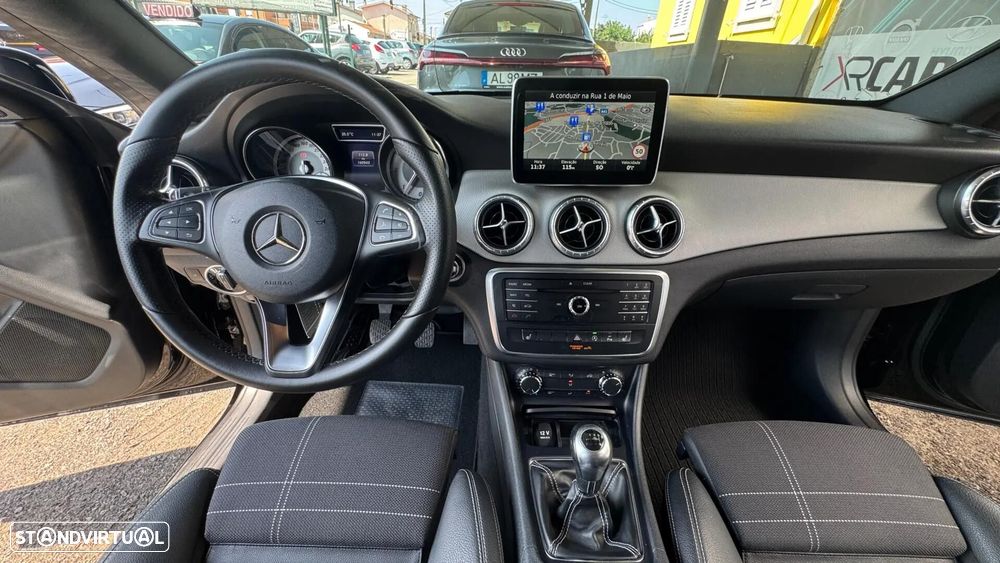 Mercedes-Benz CLA 200 d Shooting Brake Urban - 45