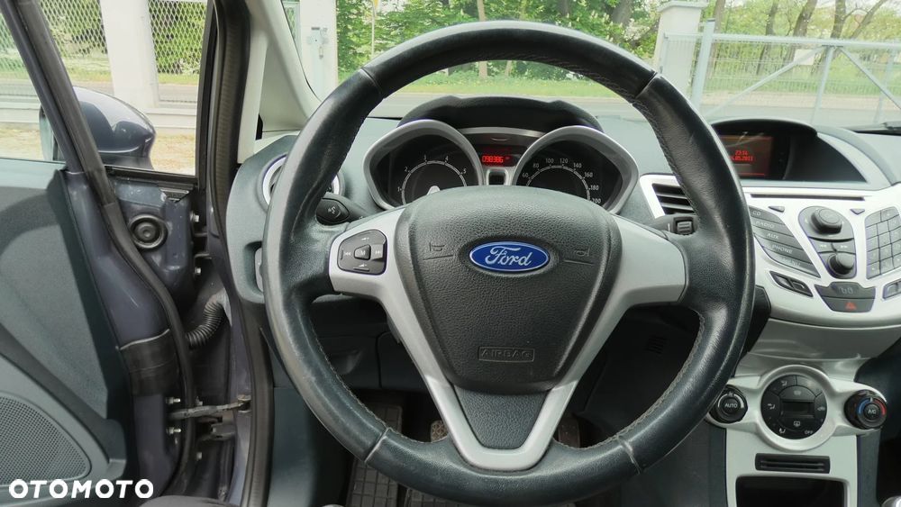 Ford Fiesta 1.25 Trend - 19