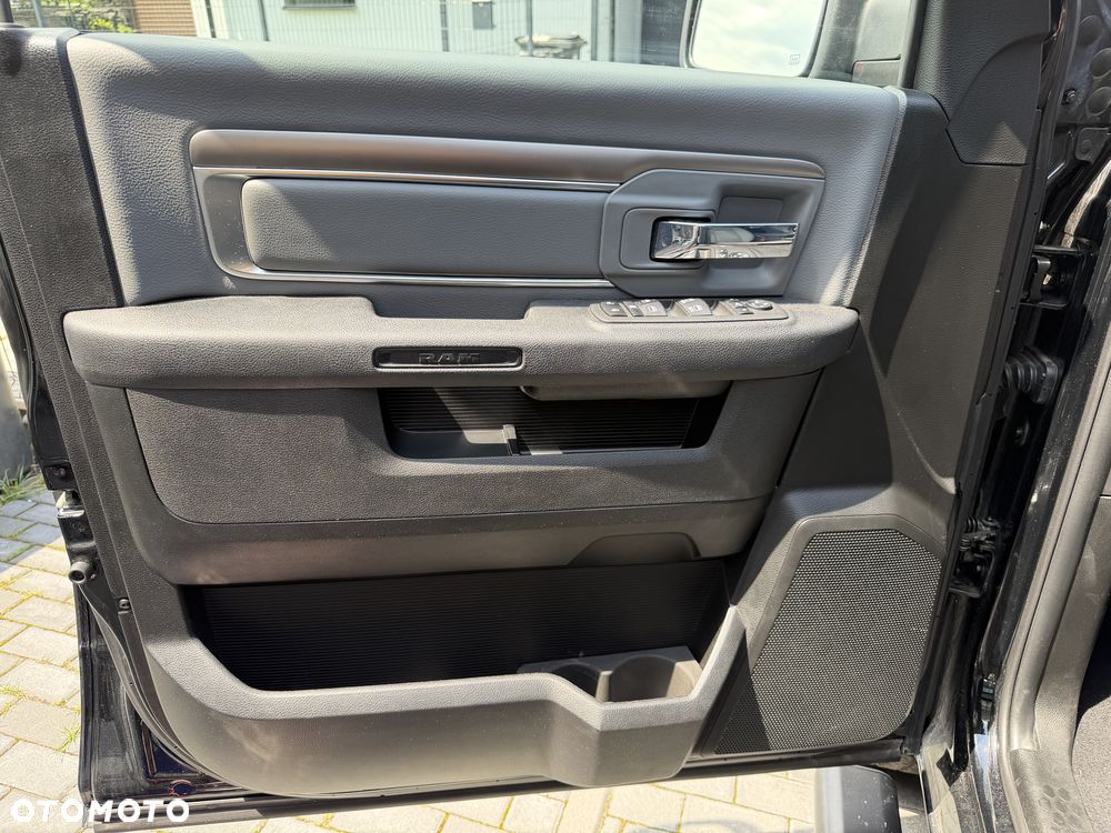 RAM 1500 5.7 Crew Cab Laramie - 15