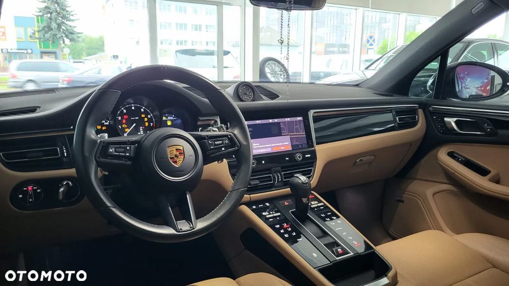 Porsche Macan - 14
