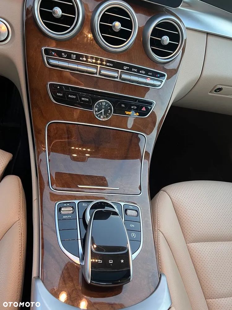 Mercedes-Benz Klasa C 300 7G-TRONIC Avantgarde - 18