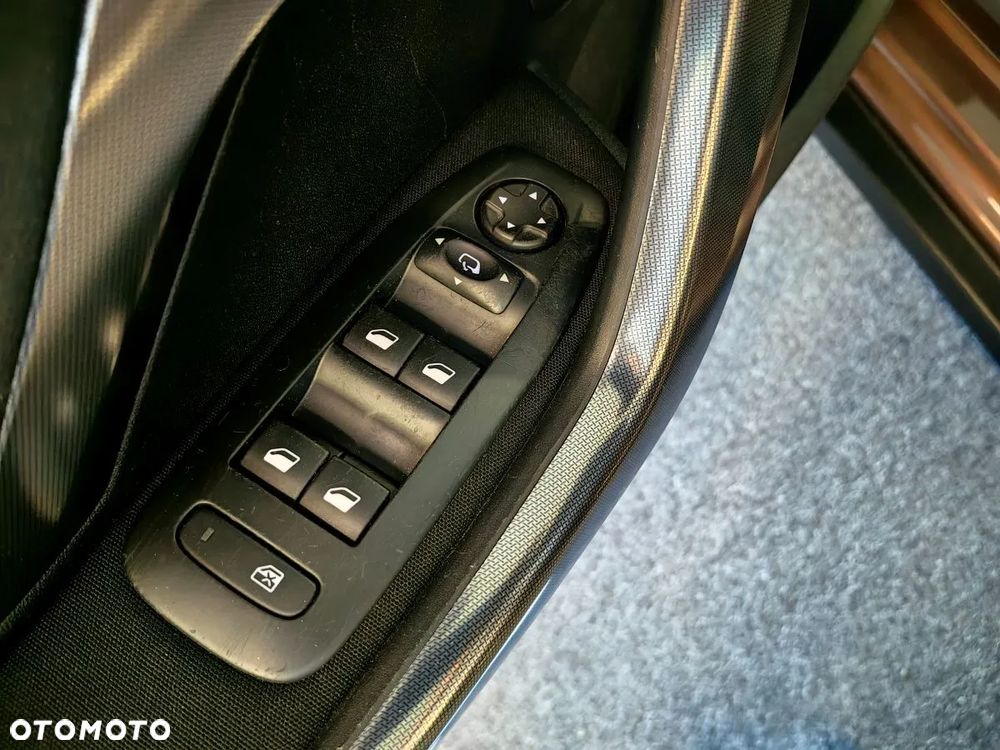 Peugeot 2008 120 VTI Business-Line - 10