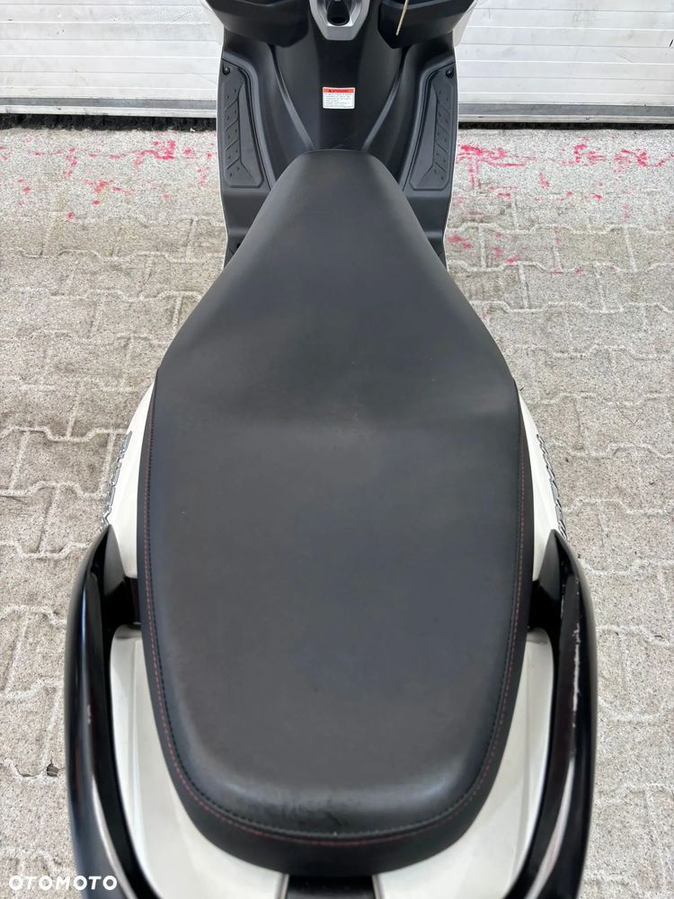 Suzuki Burgman - 30
