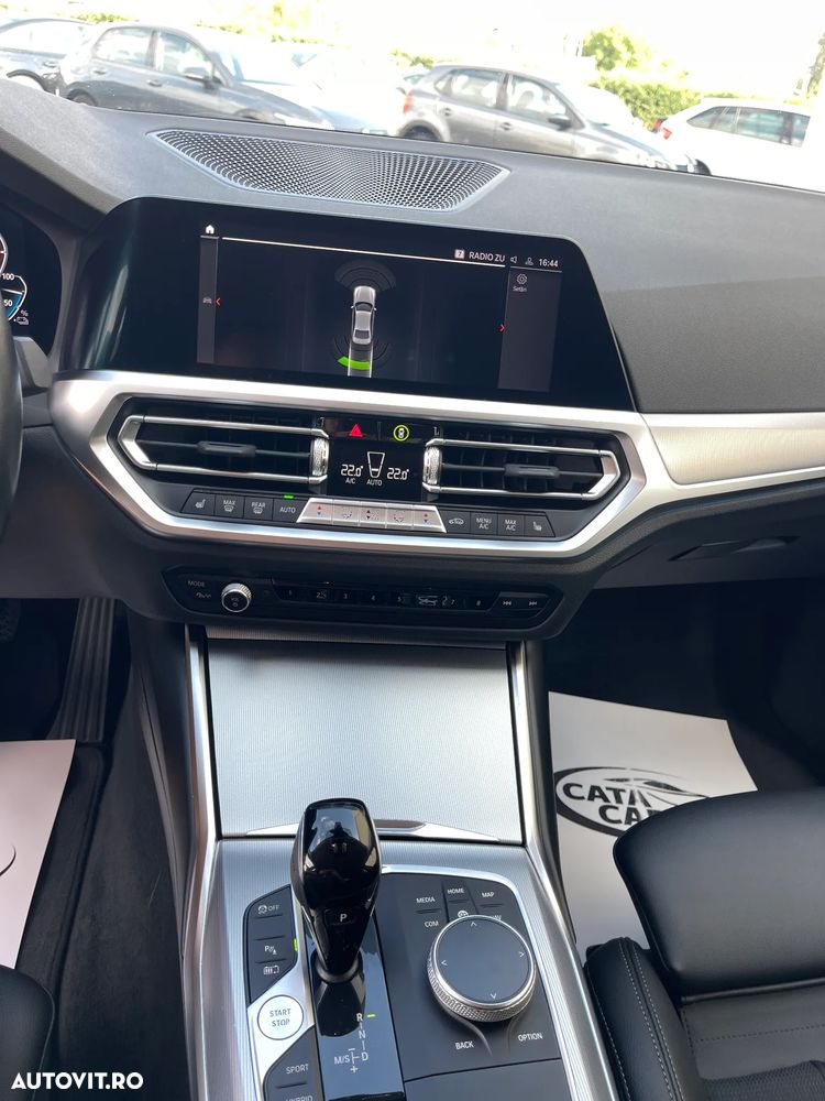 BMW Seria 3 - 32