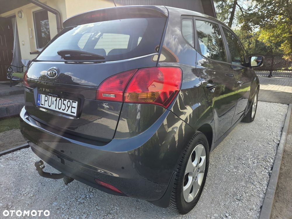 Kia Venga 1.6 L - 7