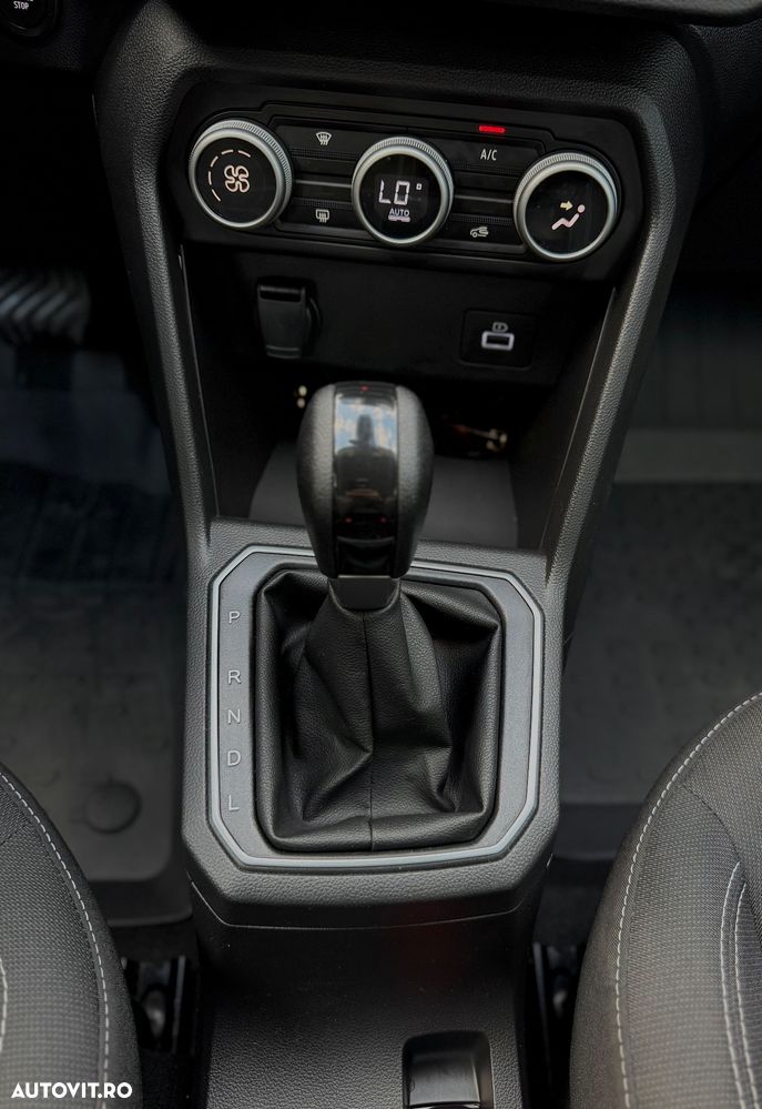 Dacia Logan TCe 90 CVT Journey - 16