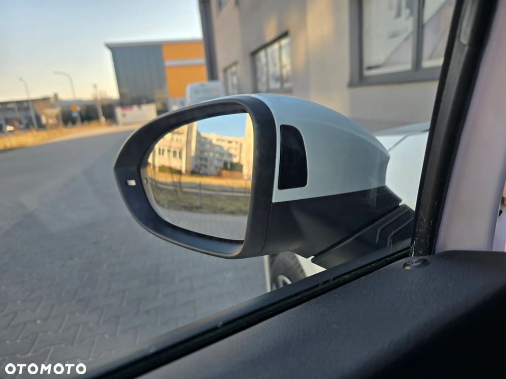 Volkswagen Golf - 13