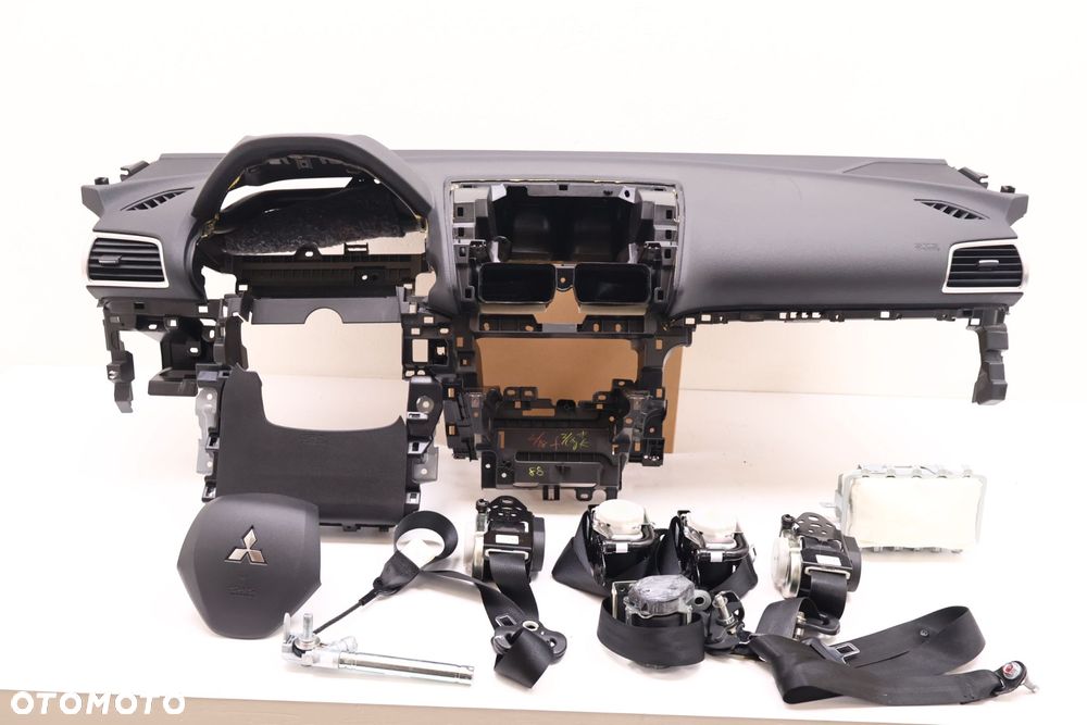 MITSUBISHI ECLIPSE CROSS DESKA ROZDZIELCZA ZESTAW AIRBAG - 1