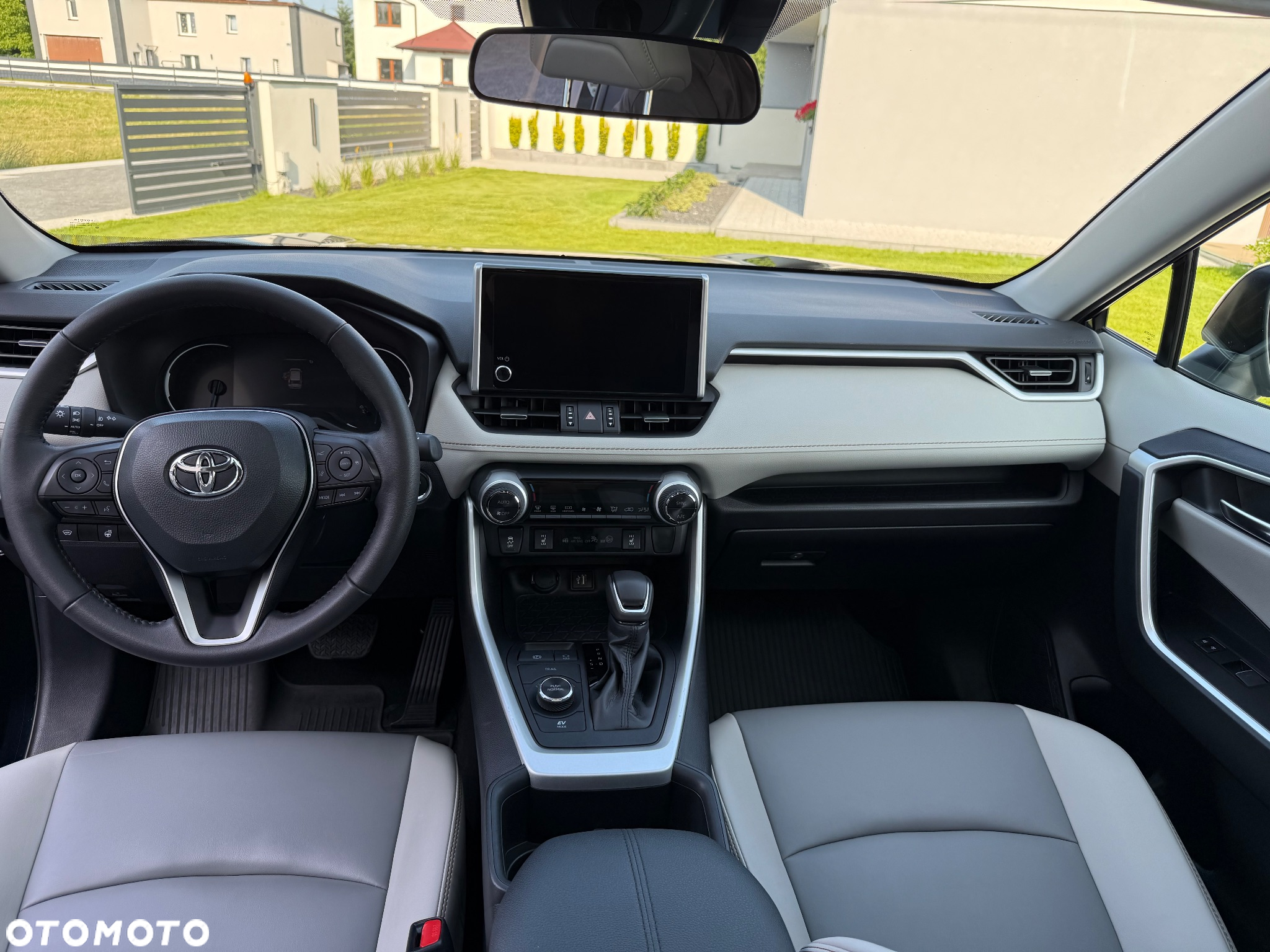 Toyota RAV4 - 14