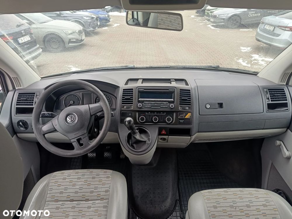 Volkswagen Transporter - 11