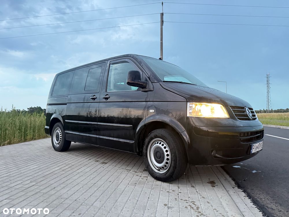 Volkswagen Multivan - 2