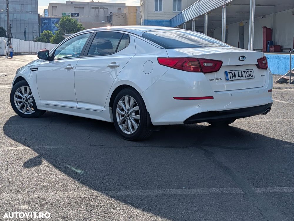 Kia Optima - 2
