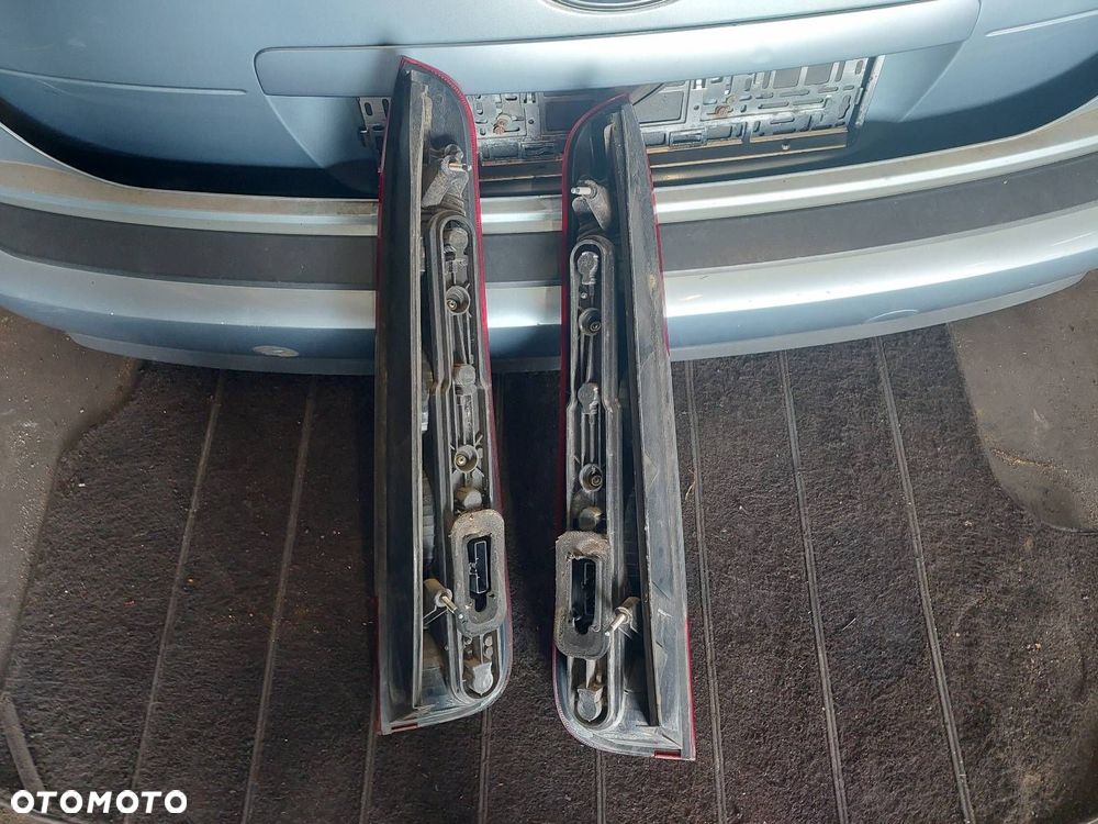 KOMPLETNY TYŁ KLAPA BAGAŻNIKA ZDERZAK TYŁ LAMPY FORD C-MAX I MK1 Z3 - 3