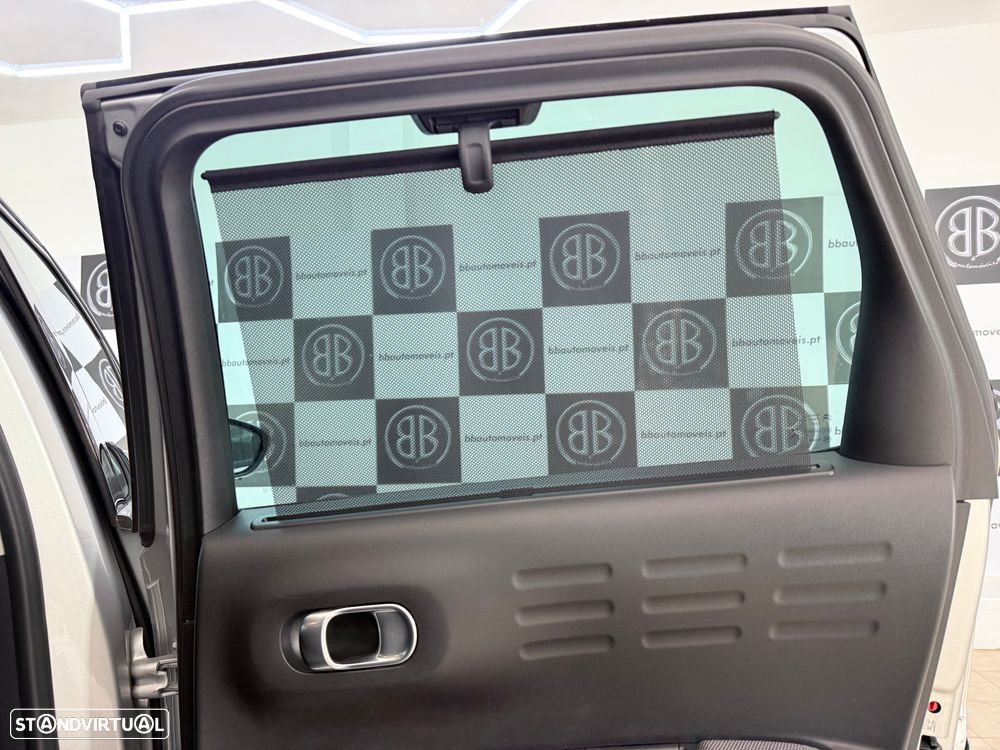 Citroën C3 Aircross PureTech 110 Stop & Start EAT6 OPF Shine - 32