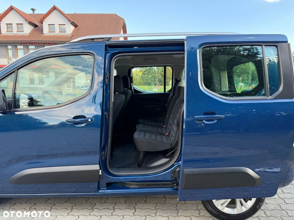 Opel Combo 1.2 Turbo Start/Stop Innovation - 17