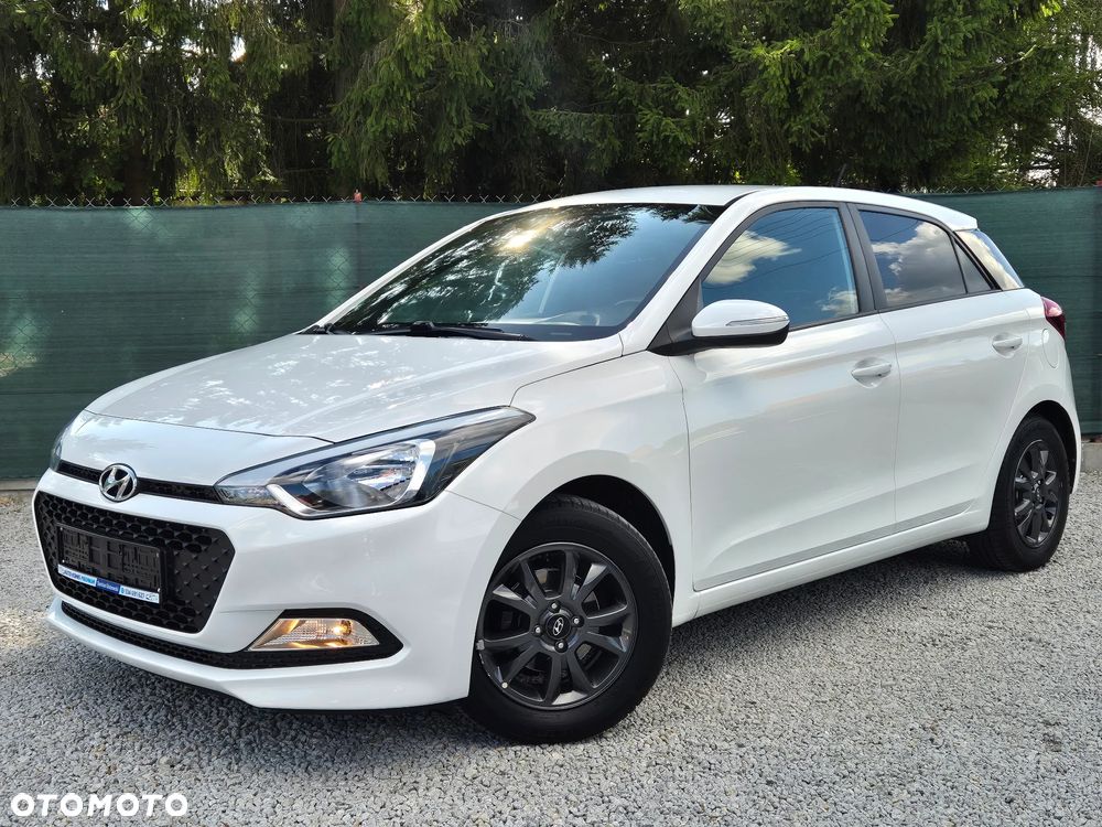 Hyundai i20 1.2 Passion - 10