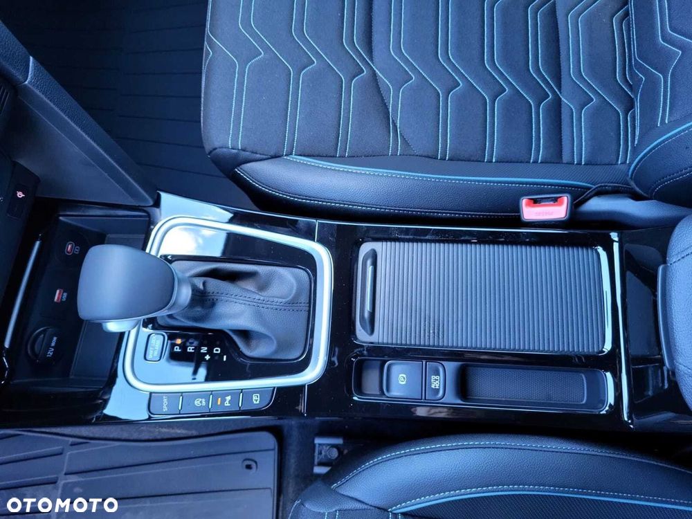 Kia XCeed 1.6 T-GDI Tribute DCT - 25