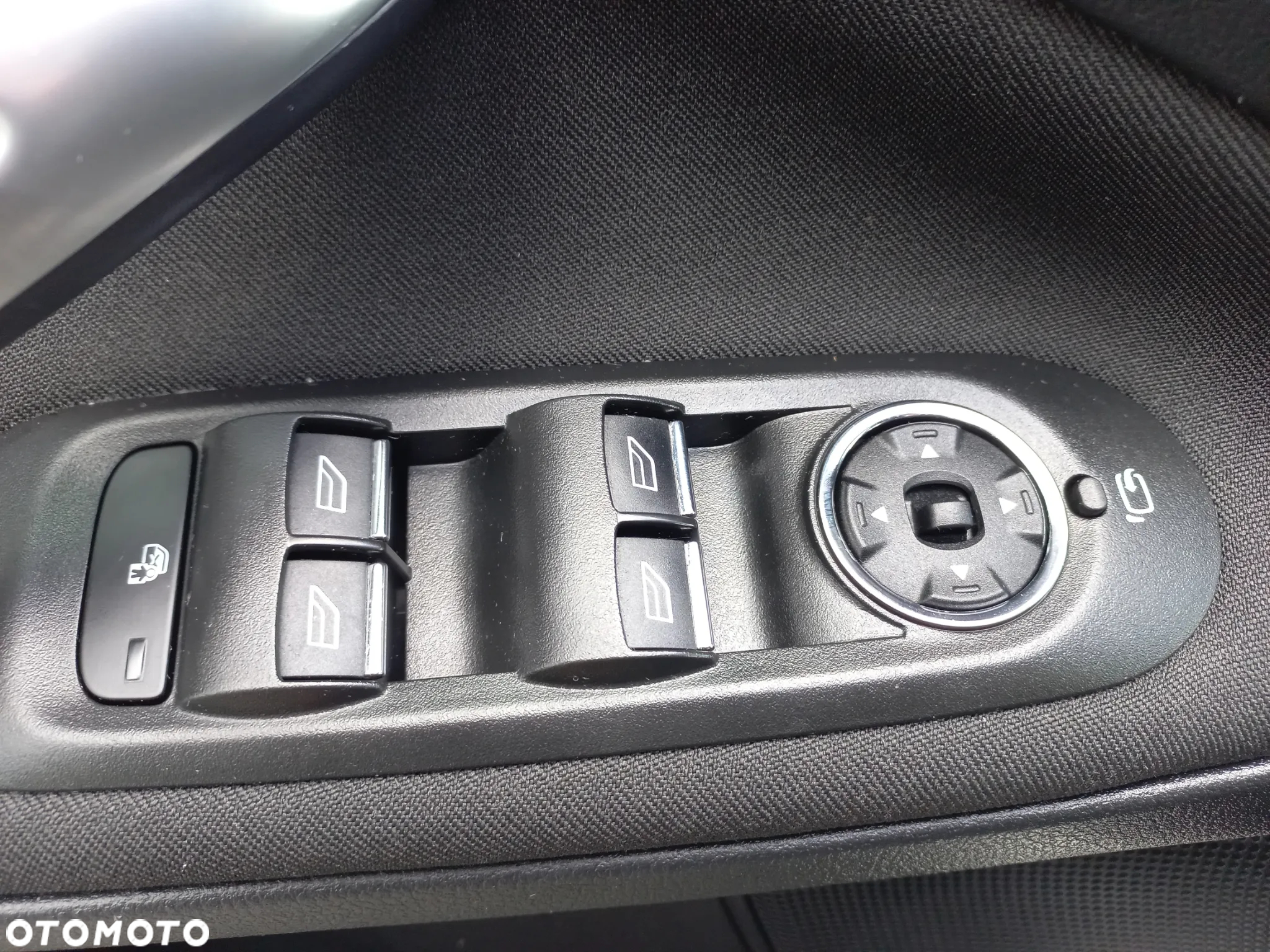 Ford S-Max 2.0 TDCi DPF Titanium MPS6 - 11